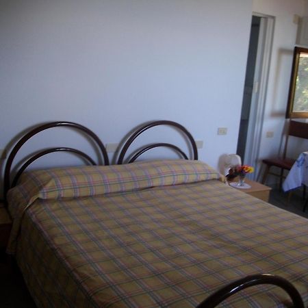 Hotel Alberta Massa  Eksteriør billede