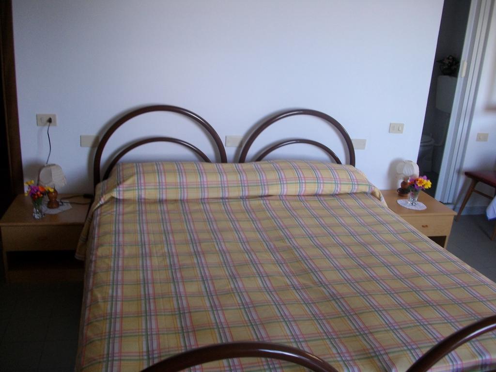 Hotel Alberta Massa  Værelse billede